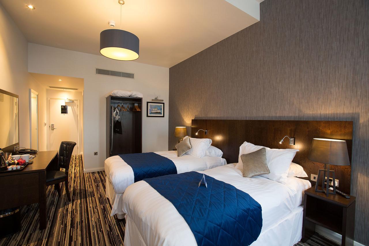 Hotel The Furness Railway Wetherspoon Barrow-in-Furness Zewnętrze zdjęcie