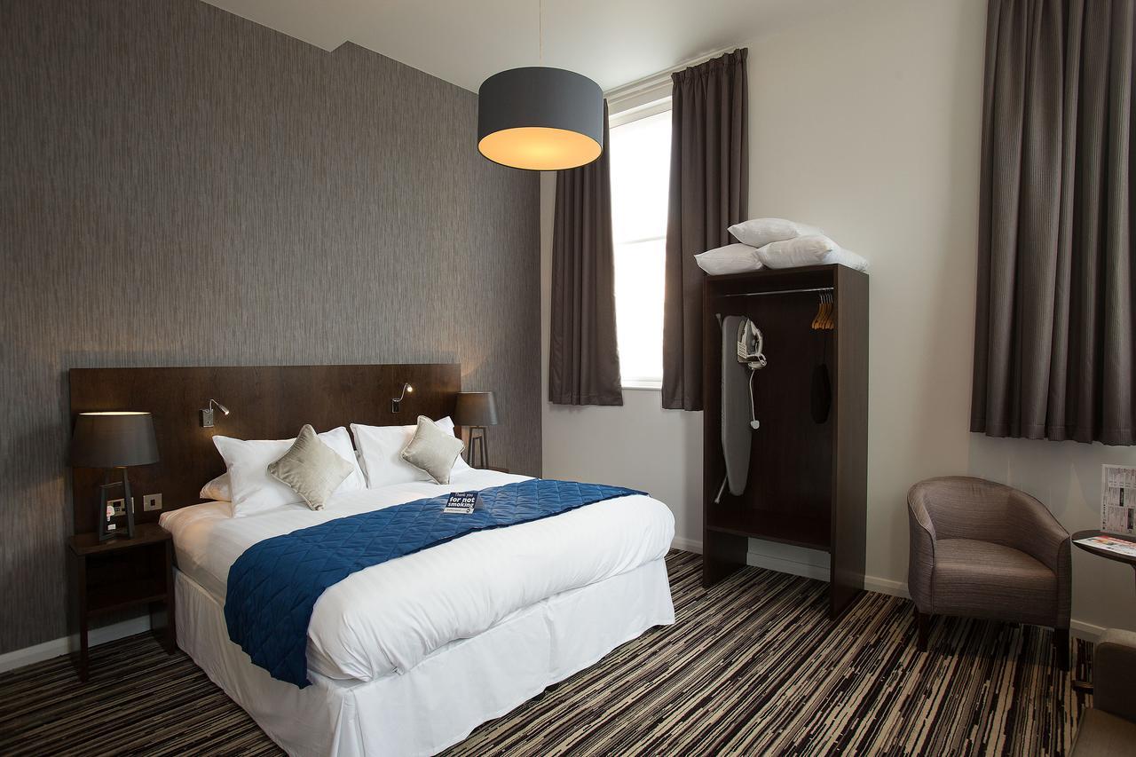 Hotel The Furness Railway Wetherspoon Barrow-in-Furness Zewnętrze zdjęcie