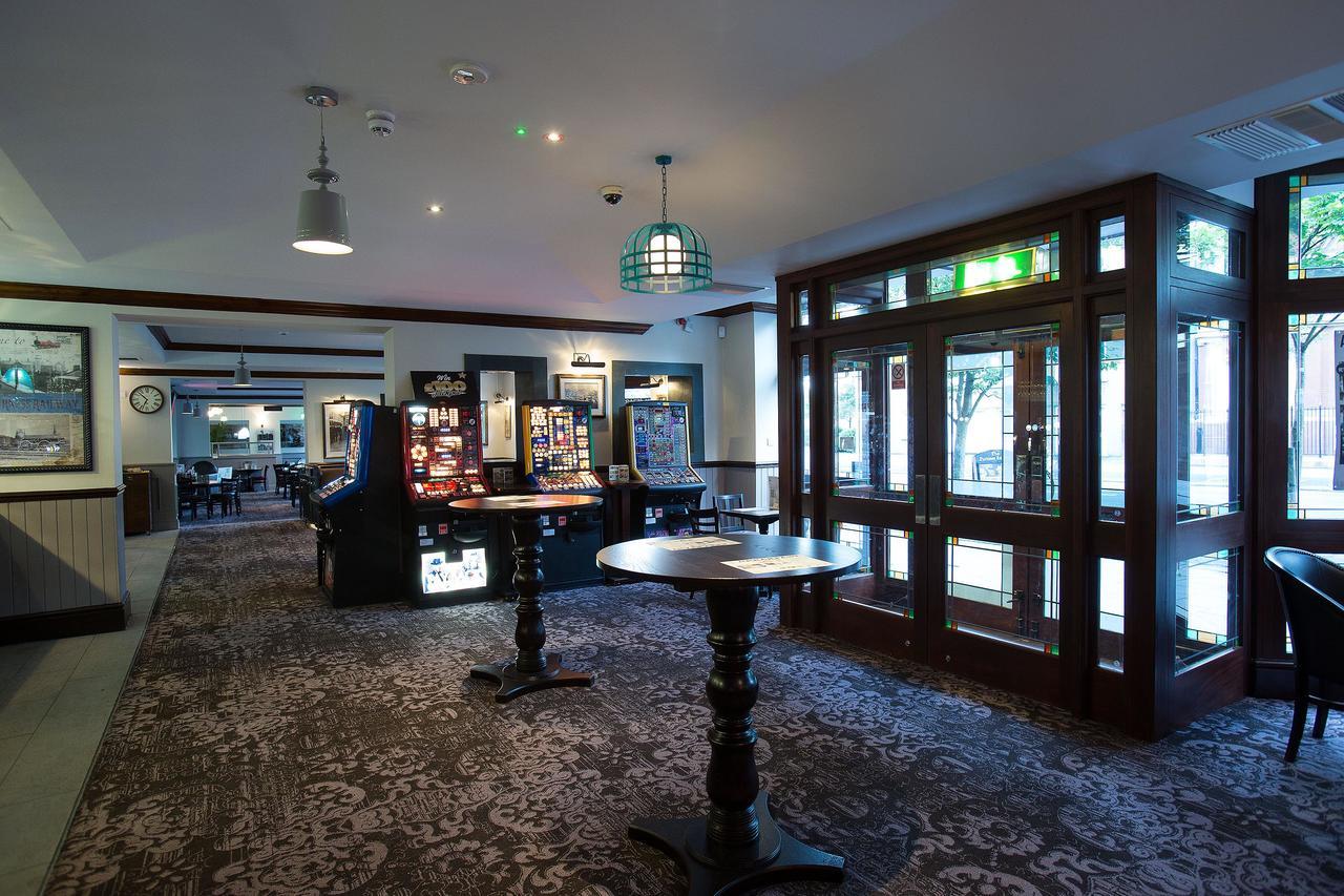 Hotel The Furness Railway Wetherspoon Barrow-in-Furness Zewnętrze zdjęcie
